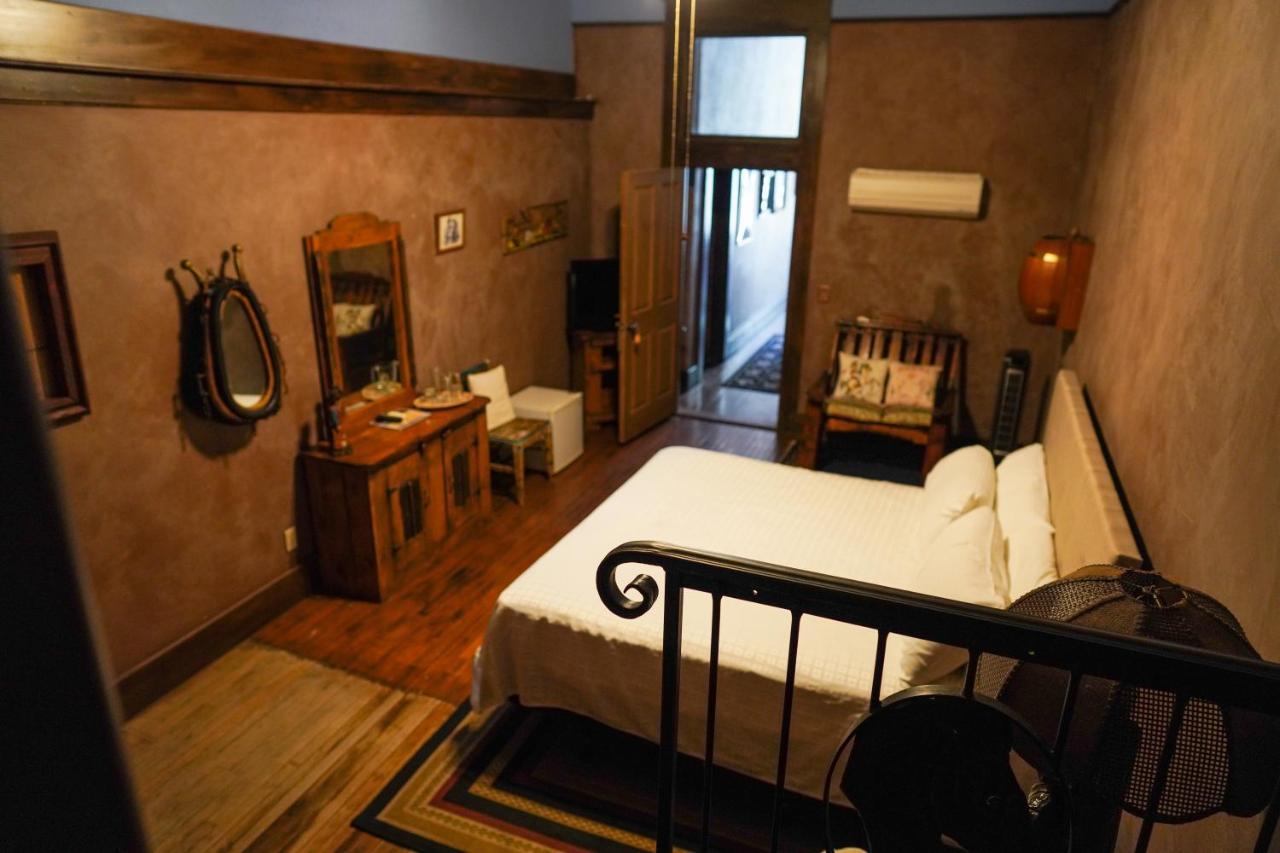 Bisbee Grand Hotel Bagian luar foto