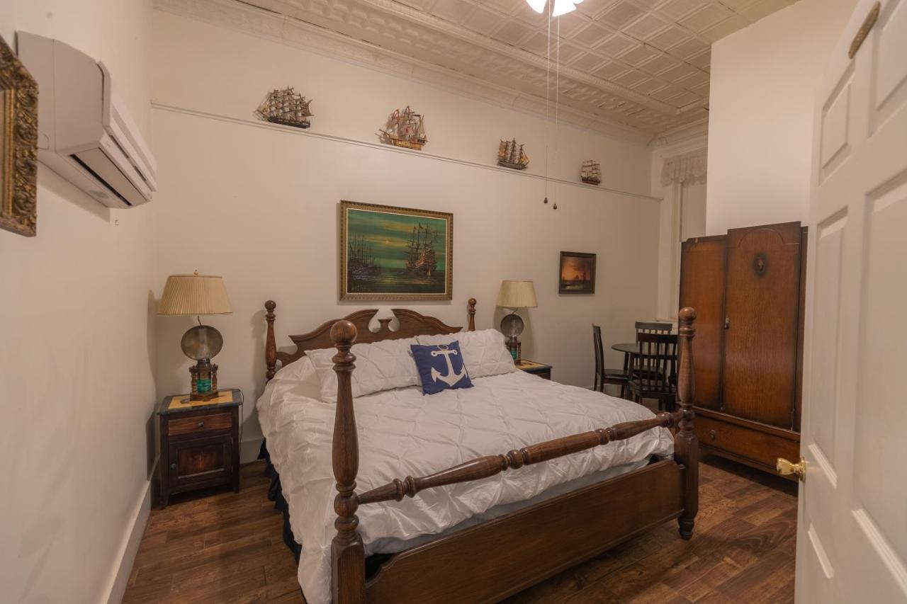 Bisbee Grand Hotel Bagian luar foto