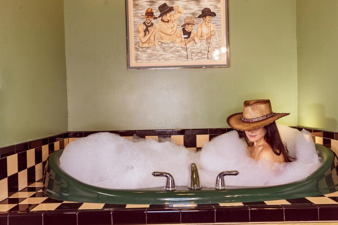 Bisbee Grand Hotel Bagian luar foto