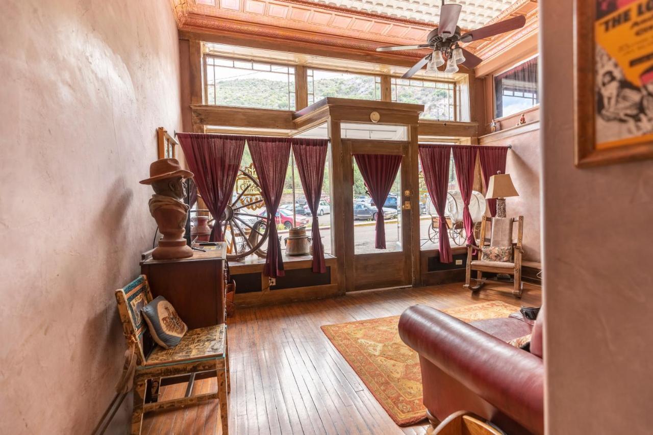 Bisbee Grand Hotel Bagian luar foto