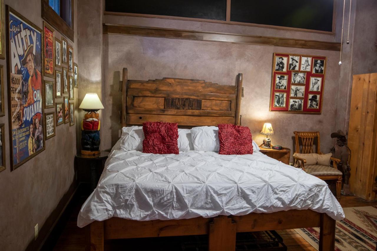 Bisbee Grand Hotel Bagian luar foto